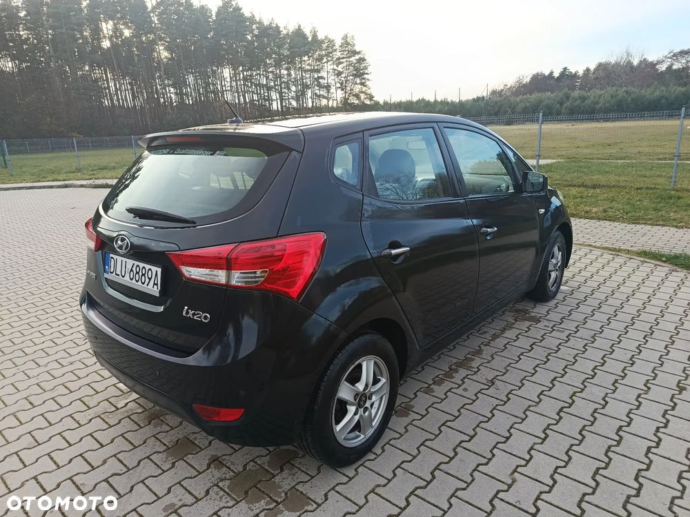 Hyundai ix20 - 4