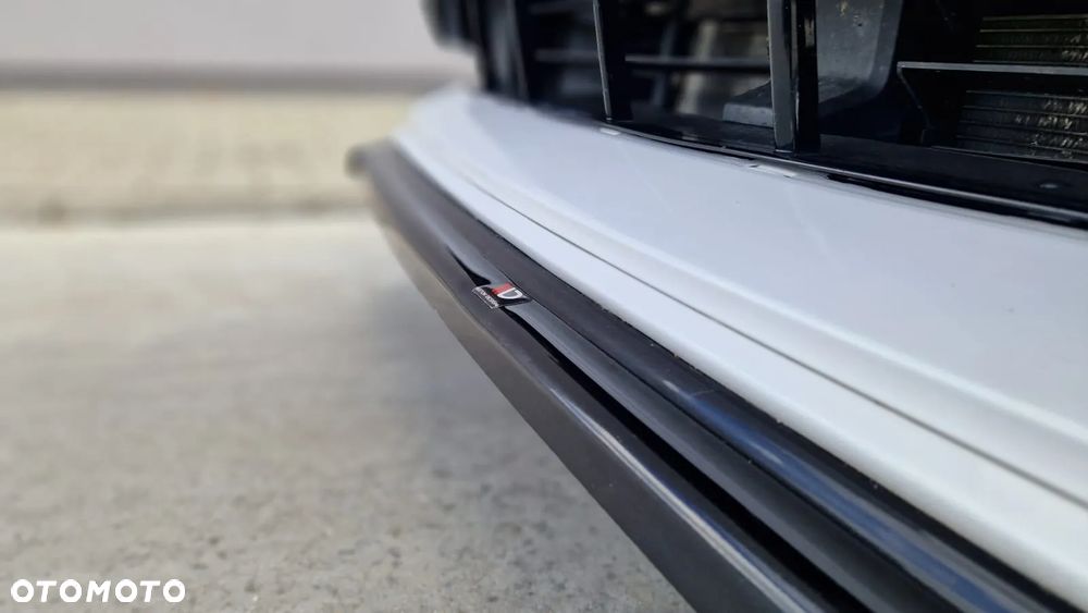 Porsche Panamera 4 E-Hybrid - 10