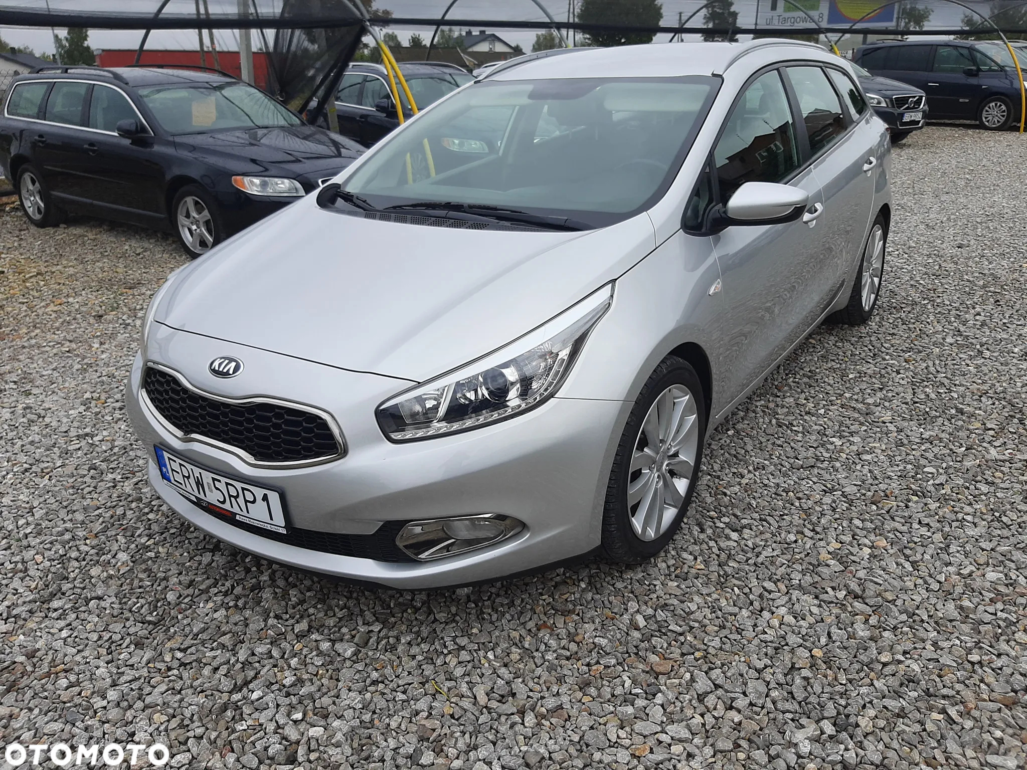 Kia Ceed 1.6 GDI SW Dream-Team Edition - 12