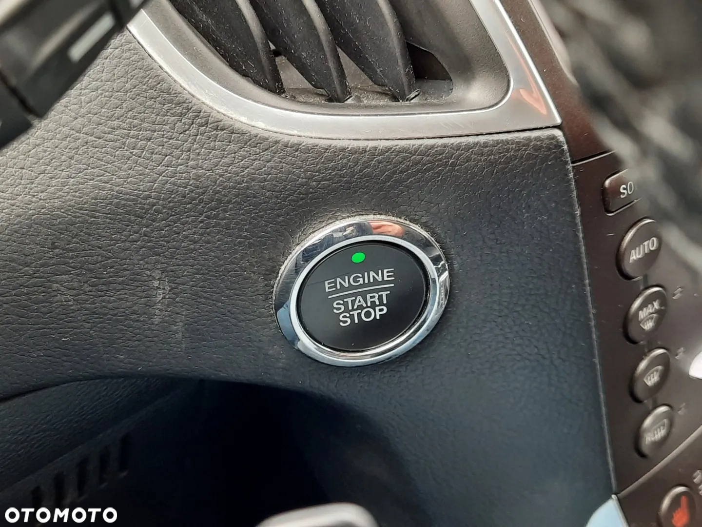 Ford S-Max 2.0 TDCi Titanium PowerShift - 29