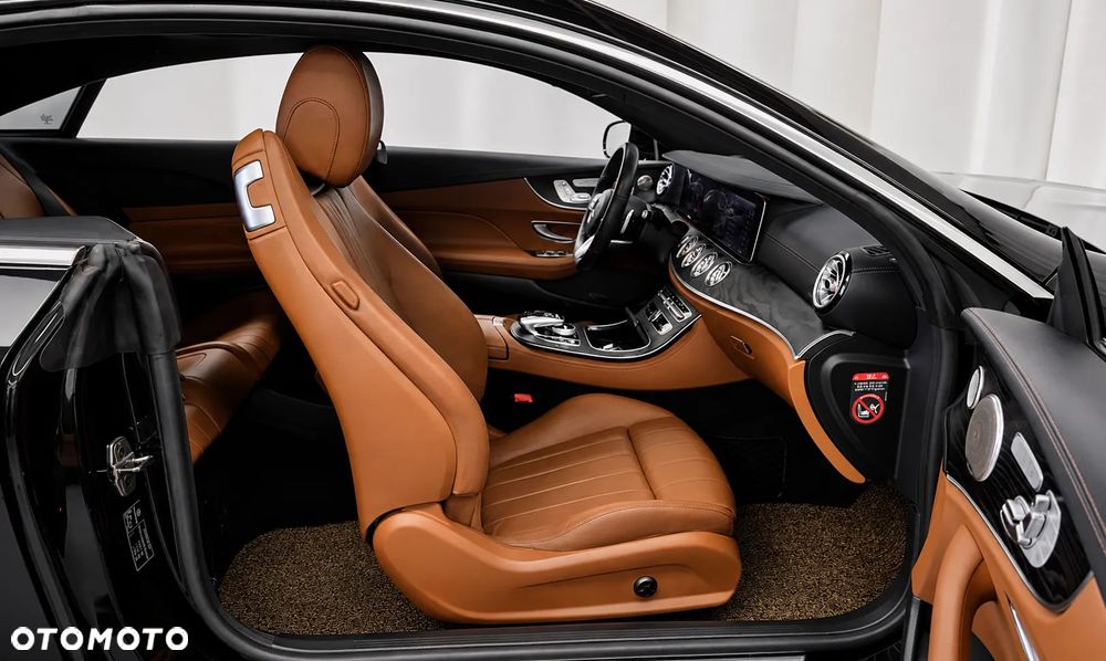 Mercedes-Benz Klasa E - 12