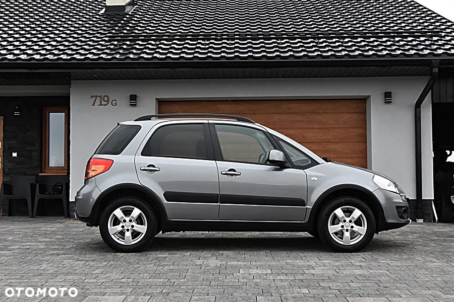 Suzuki SX4 1.6 VVT 4x4 Style - 9