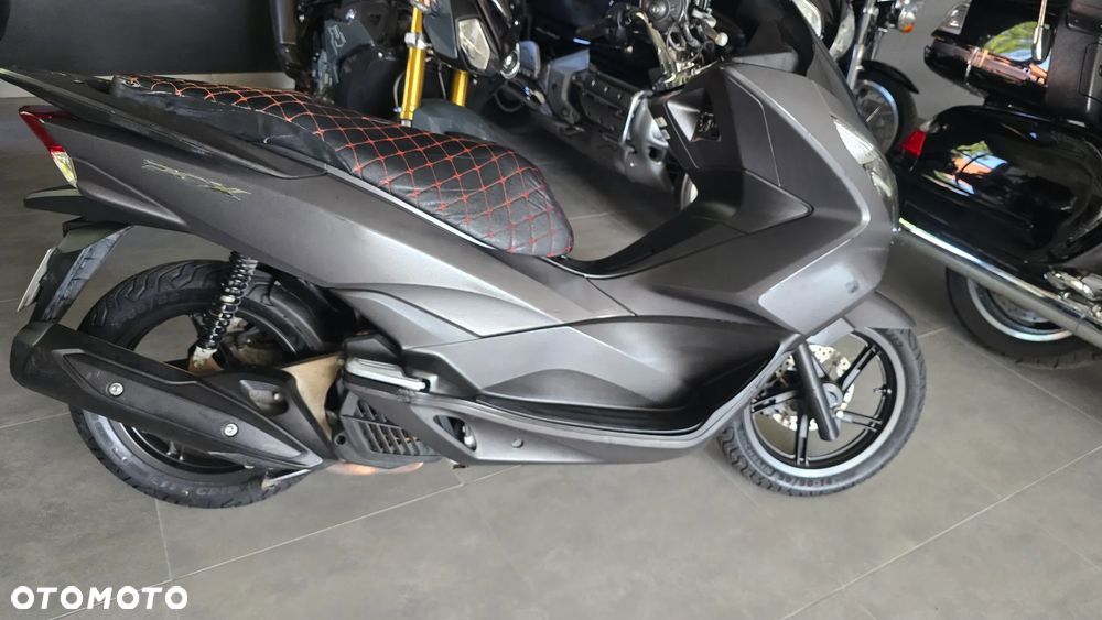 Honda PCX - 23