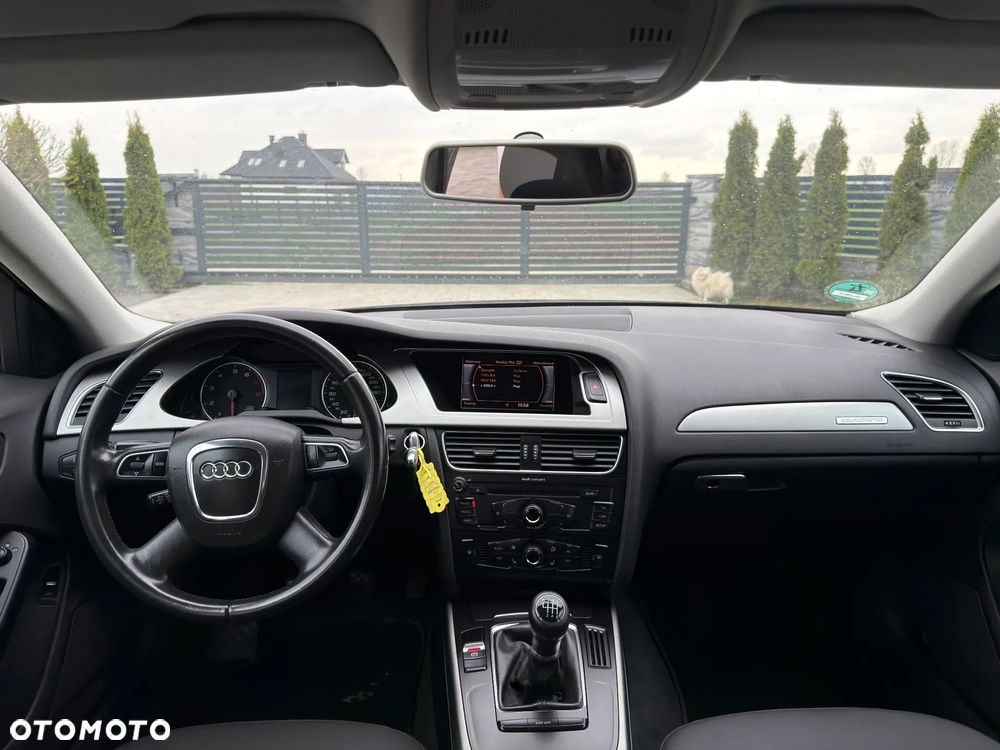 Audi A4 Limousine 2.0 TFSI quattro Attraction - 31