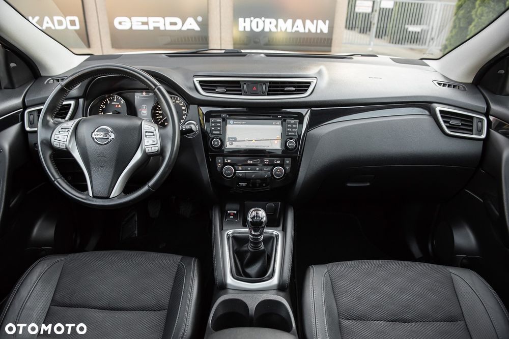 Nissan Qashqai 1.2 DIG-T N-Connecta EU6 - 14