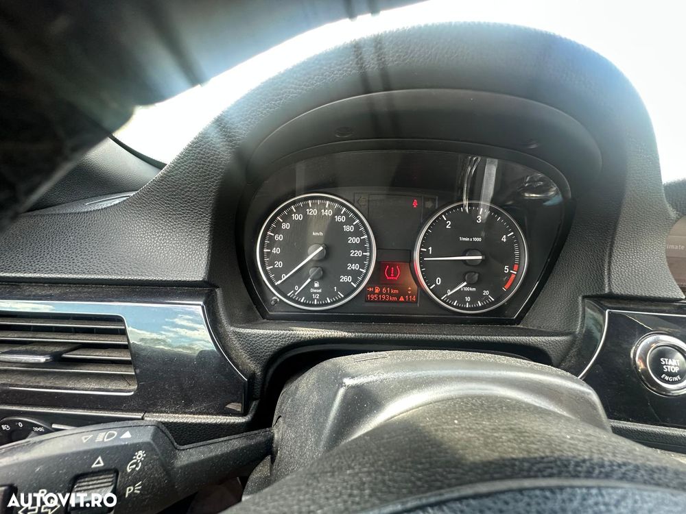 BMW Seria 3 320d - 5