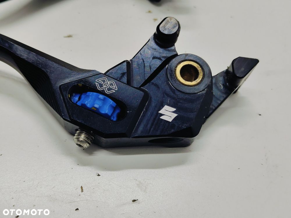 Klamki Akcesoryjne Suzuki GSX-8S - 2