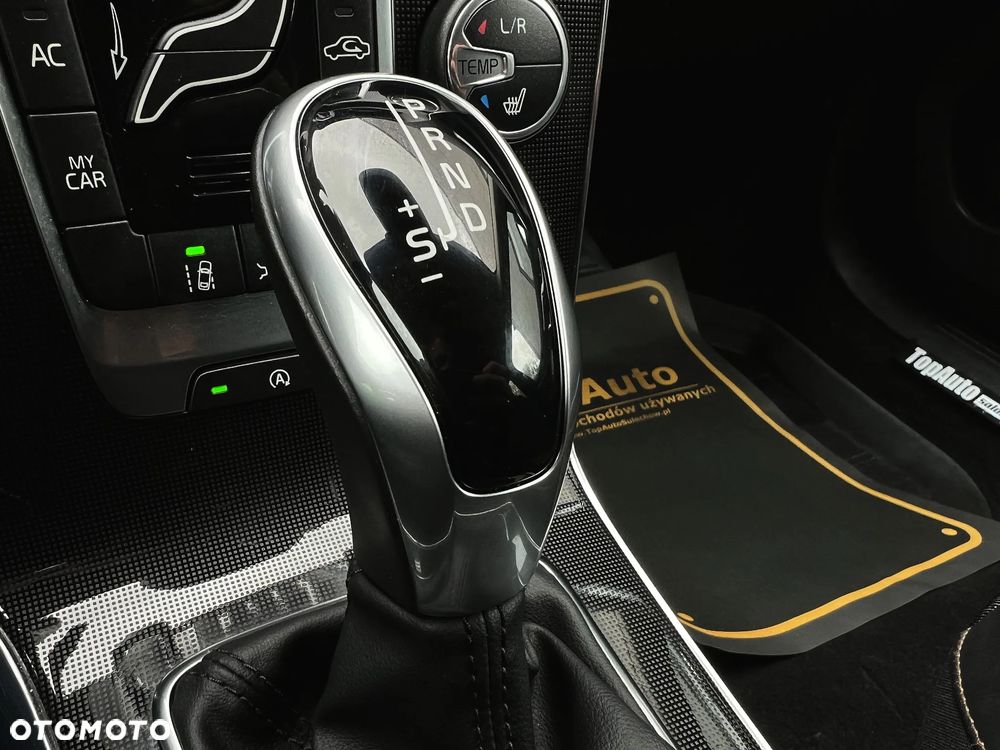 Volvo V40 Cross Country D2 Drive-E Base - 31