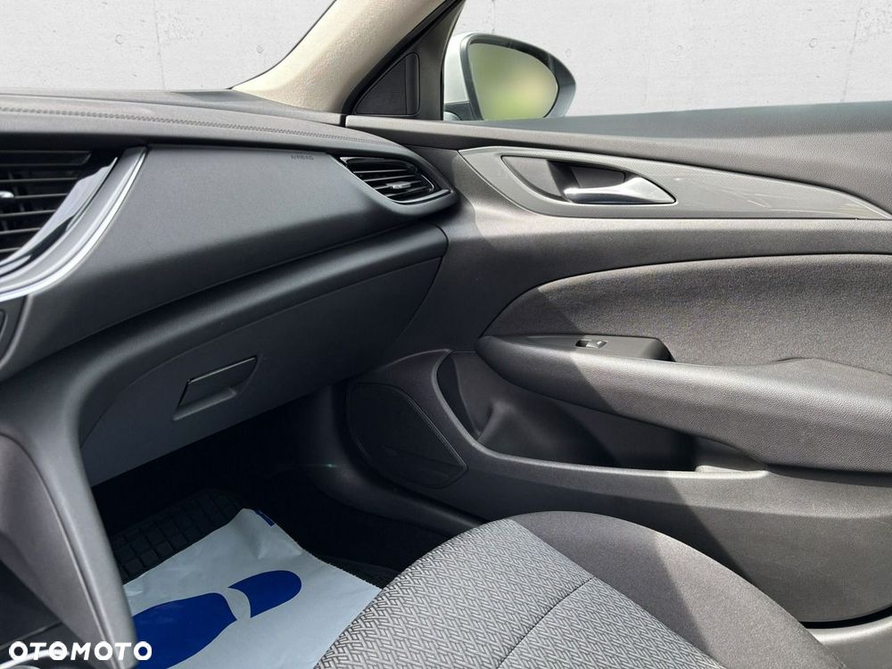 Opel Insignia - 15