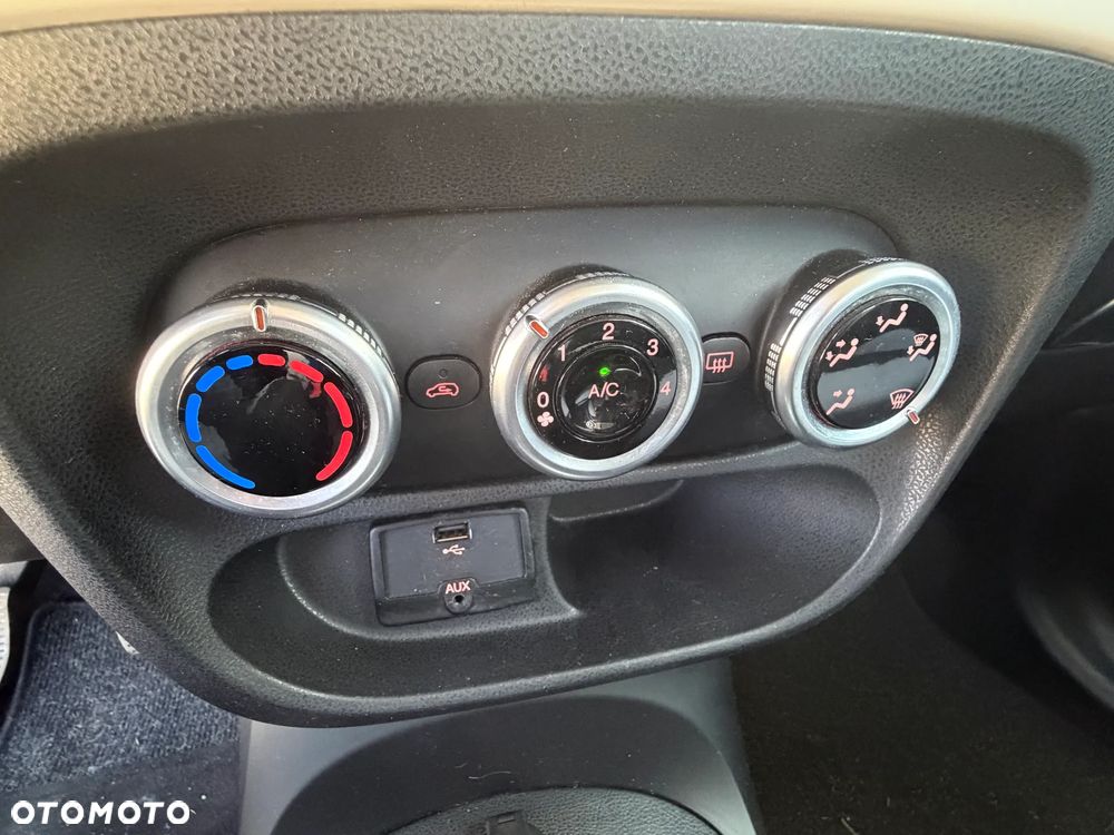 Fiat 500L Urban 1.4 16V Lounge - 18