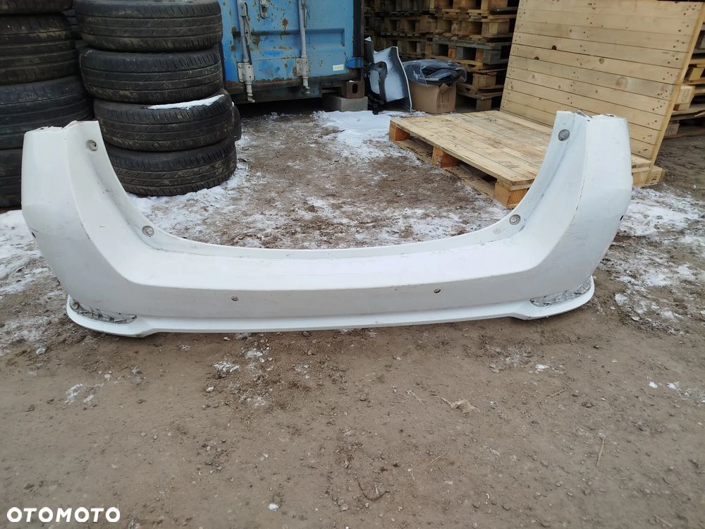 Toyota Auris II Lift Kombi zderzak tył tylny PDC - 1