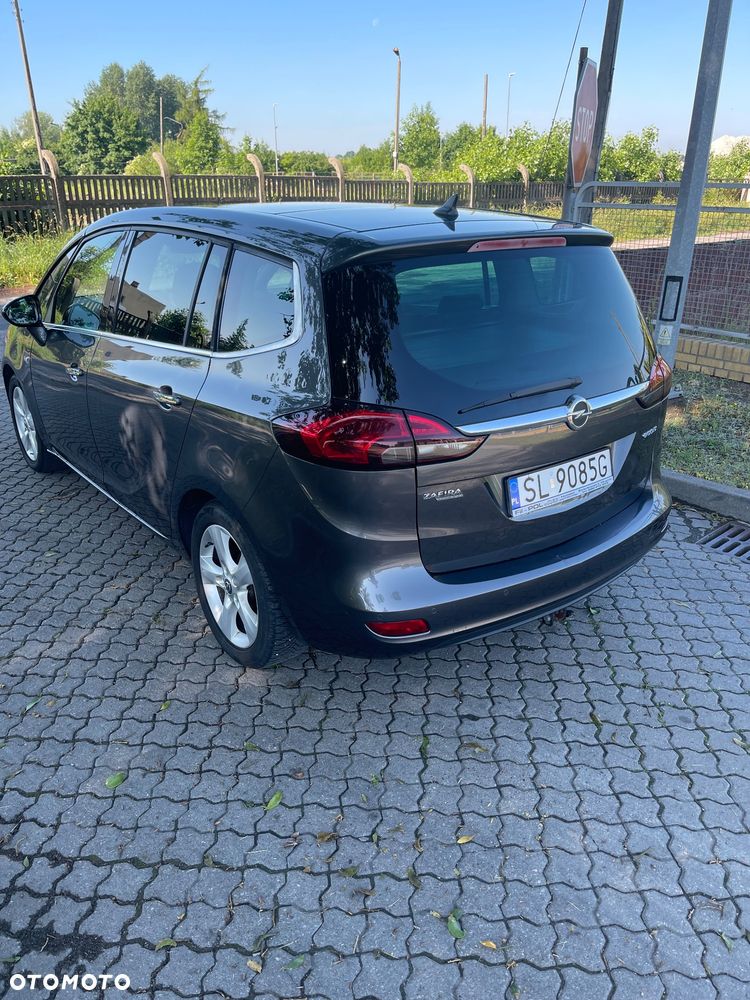 Opel Zafira - 11