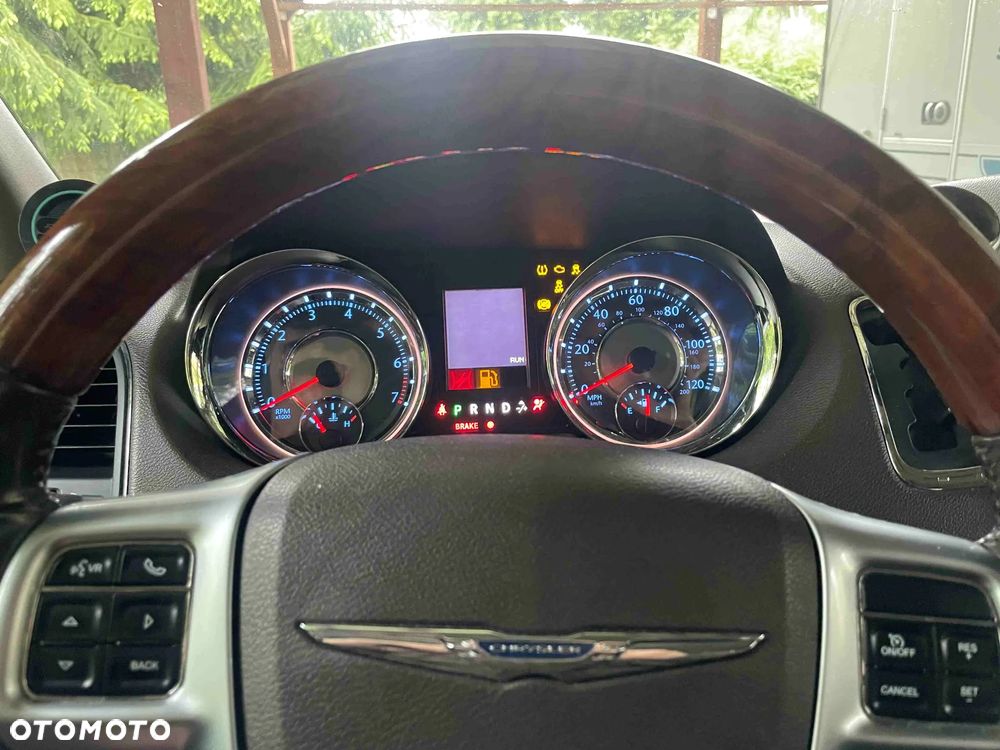 Chrysler Town & Country 3.6 Limited - 4