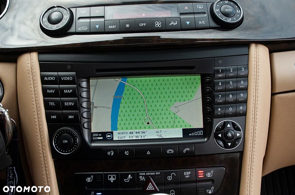 Mercedes-Benz CLS - 39