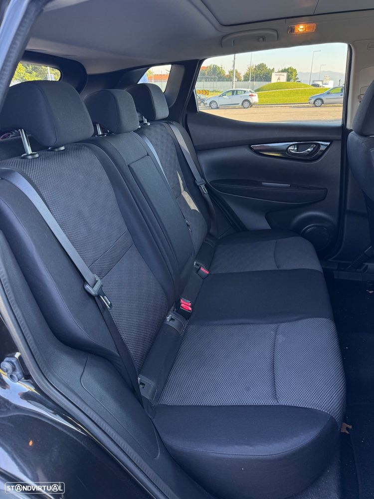 Nissan Qashqai 1.5 dCi N-Tec - 14