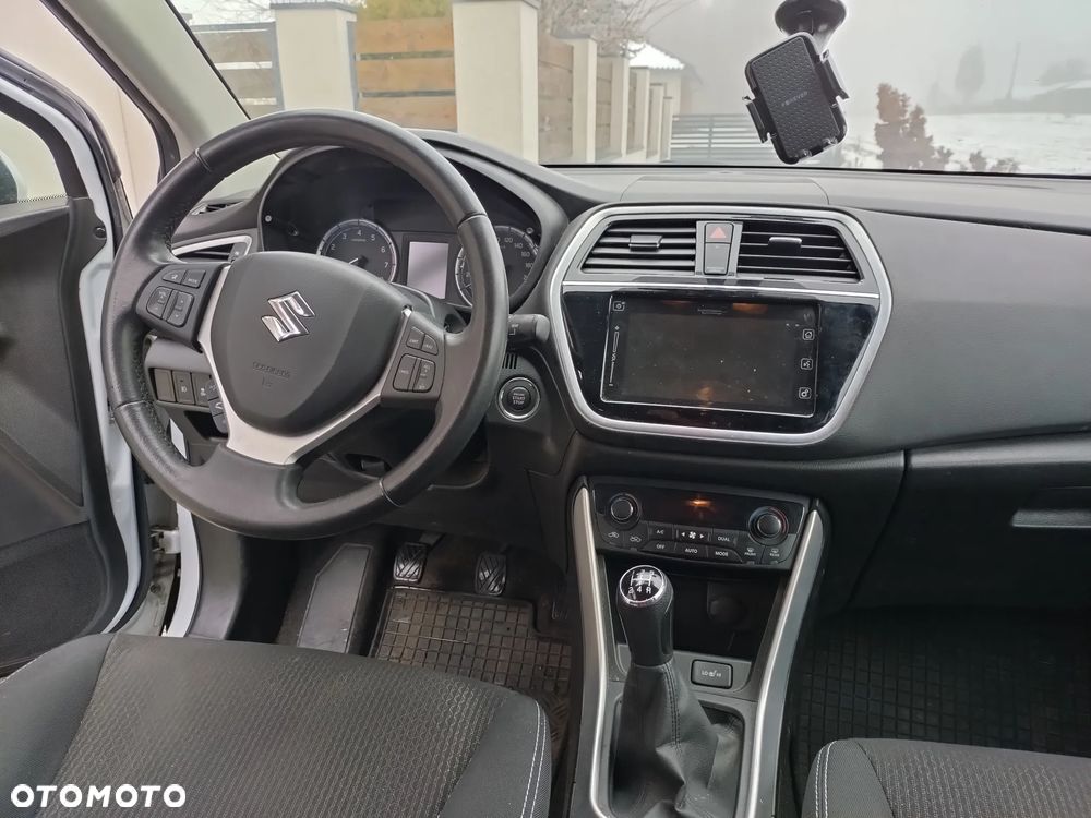 Suzuki SX4 - 8