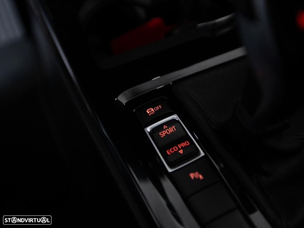 BMW X1 18 d sDrive xLine Auto - 17