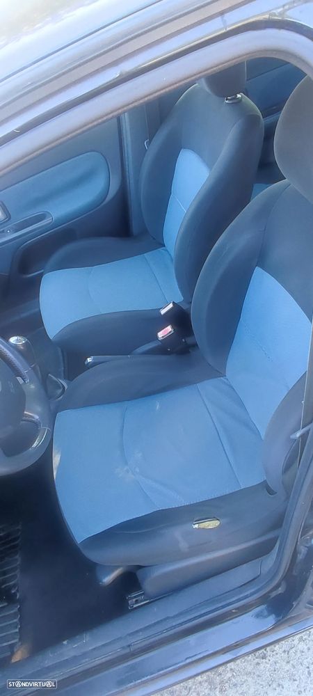 Renault Clio 2007 photo 5