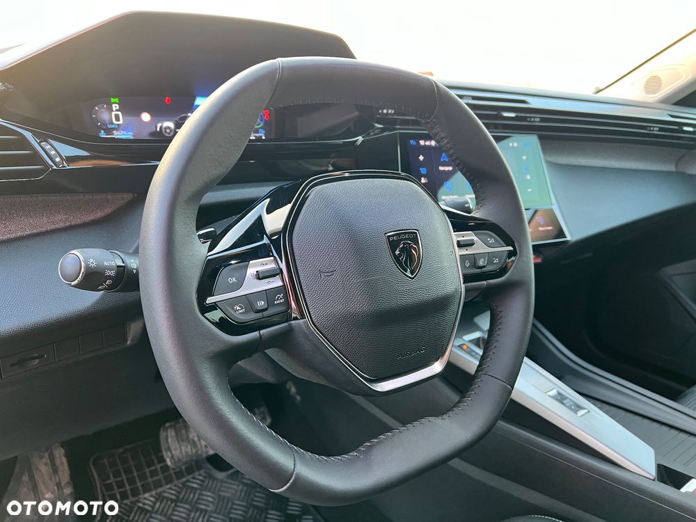 Peugeot 408 1.2 PureTech Allure Pack S&S EAT8 - 13