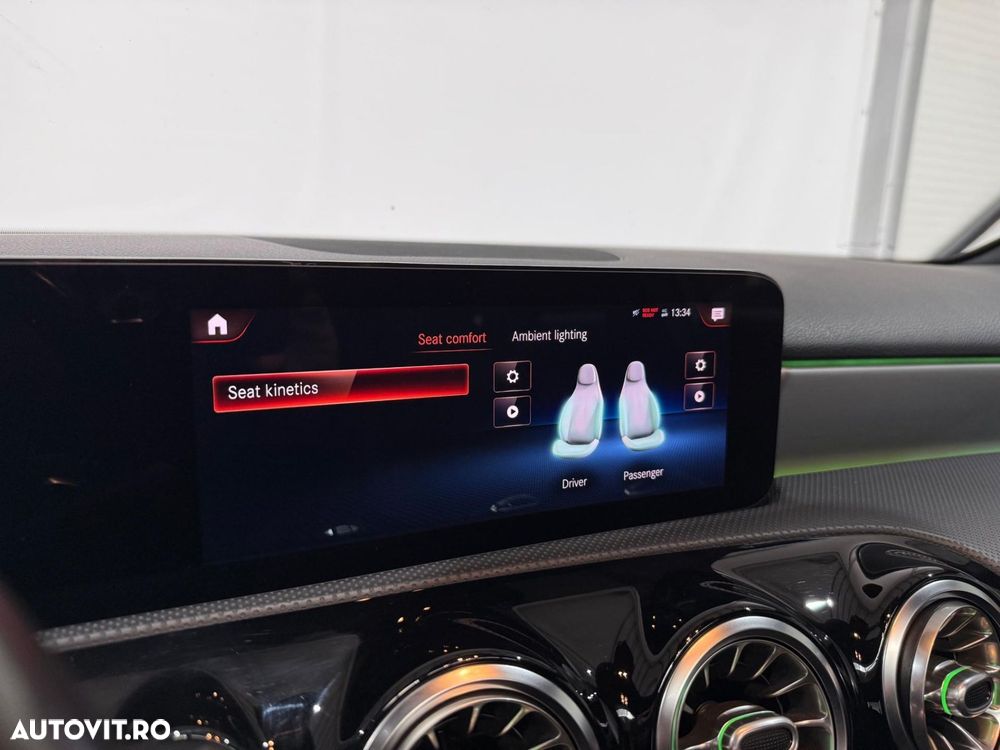 Mercedes-Benz A 180 7G-DCT AMG Line - 14