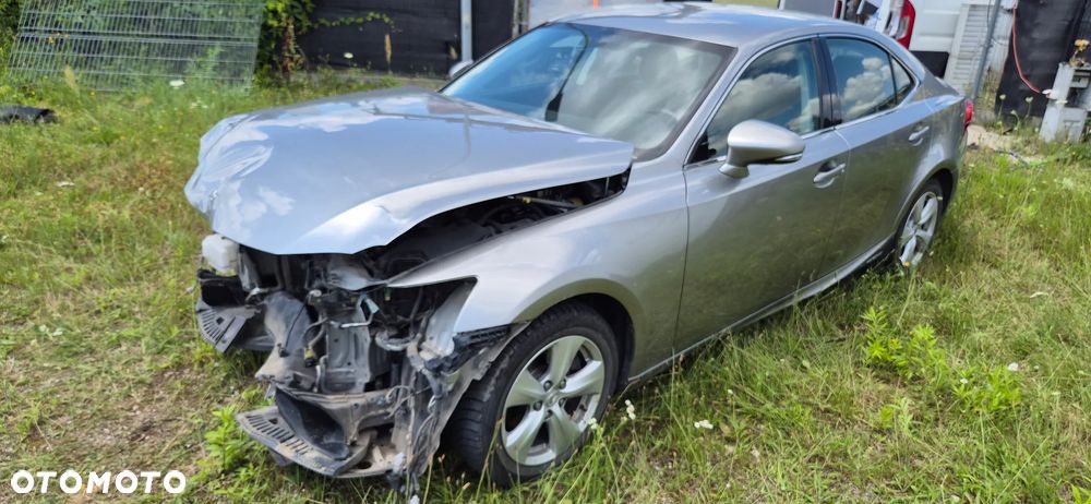 Lexus IS 300h Comfort EU6 - 1