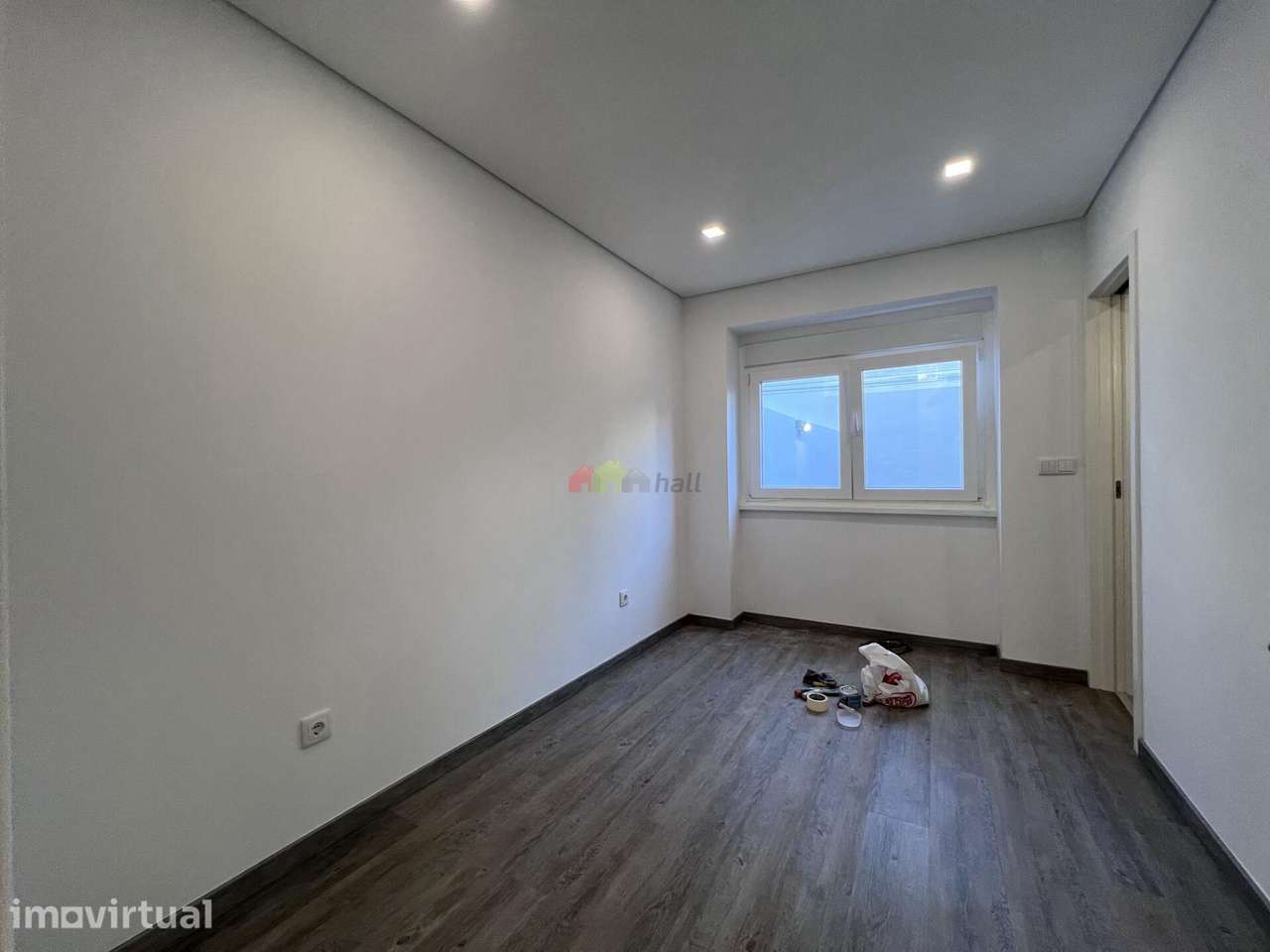 Apartamento T3 com 2 varandas em frente ao metro - Grande imagem: 5/11
