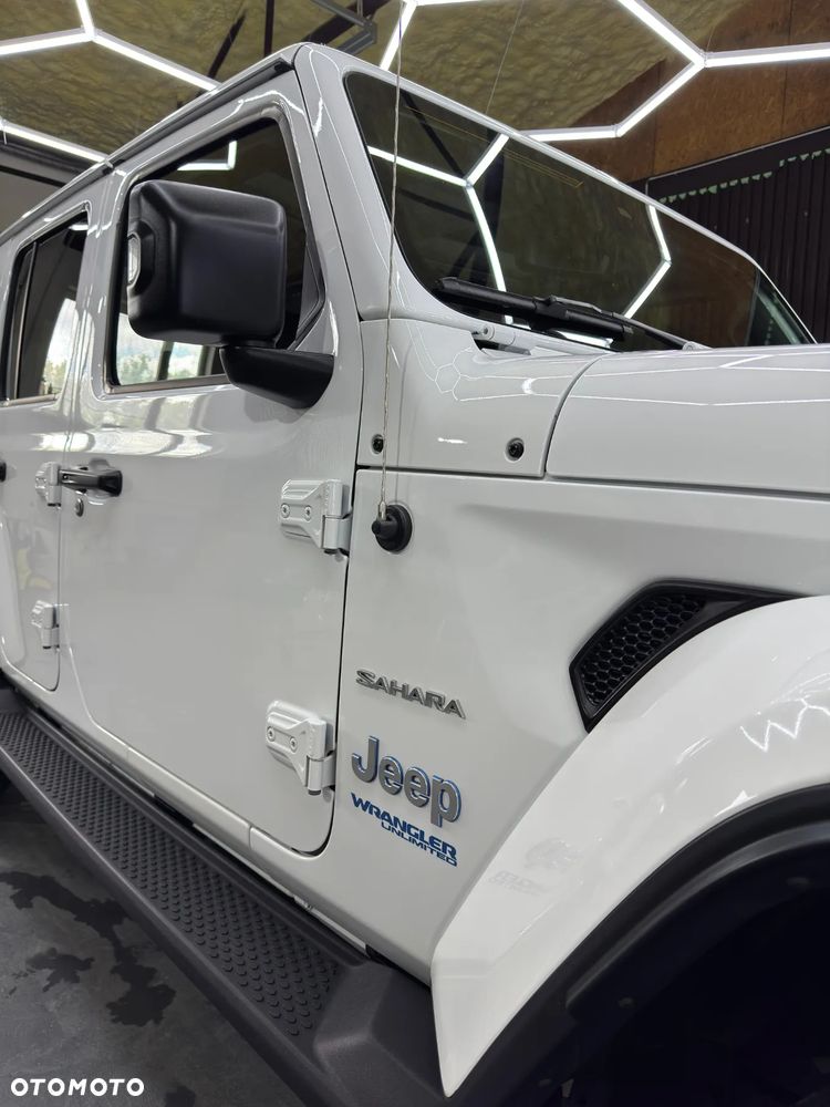 Jeep Wrangler Unlimited GME 2.0 Turbo Sahara - 2