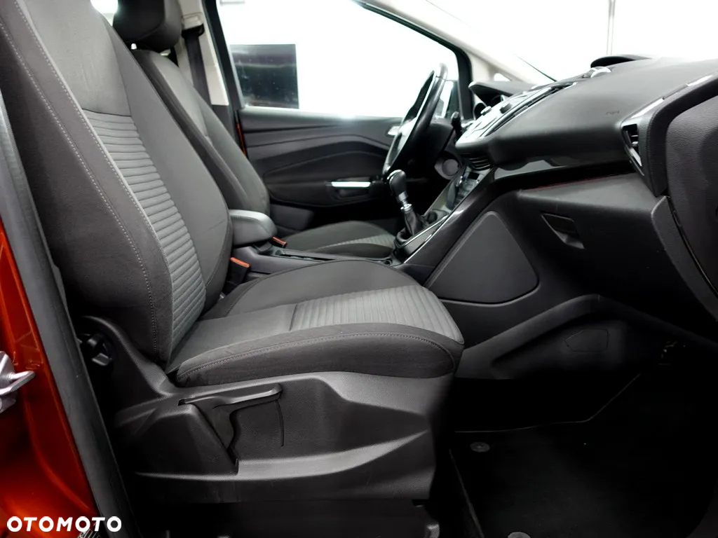 Ford C-MAX 1.5 TDCi Titanium - 15