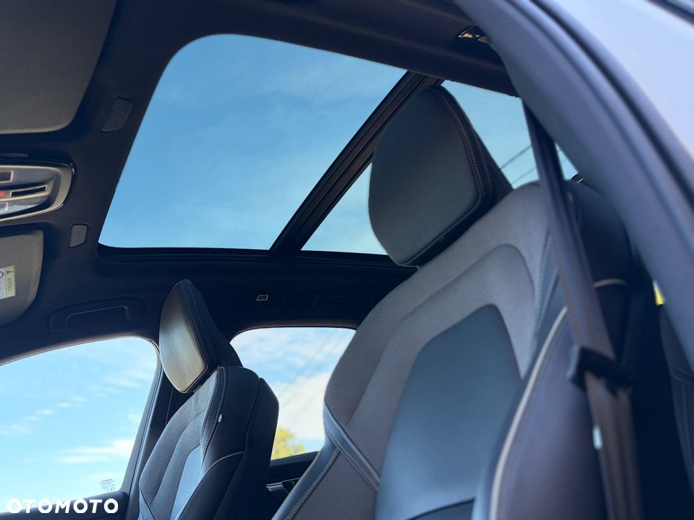 Volvo XC 60 B5 B AWD Ultra Black Edition - 27