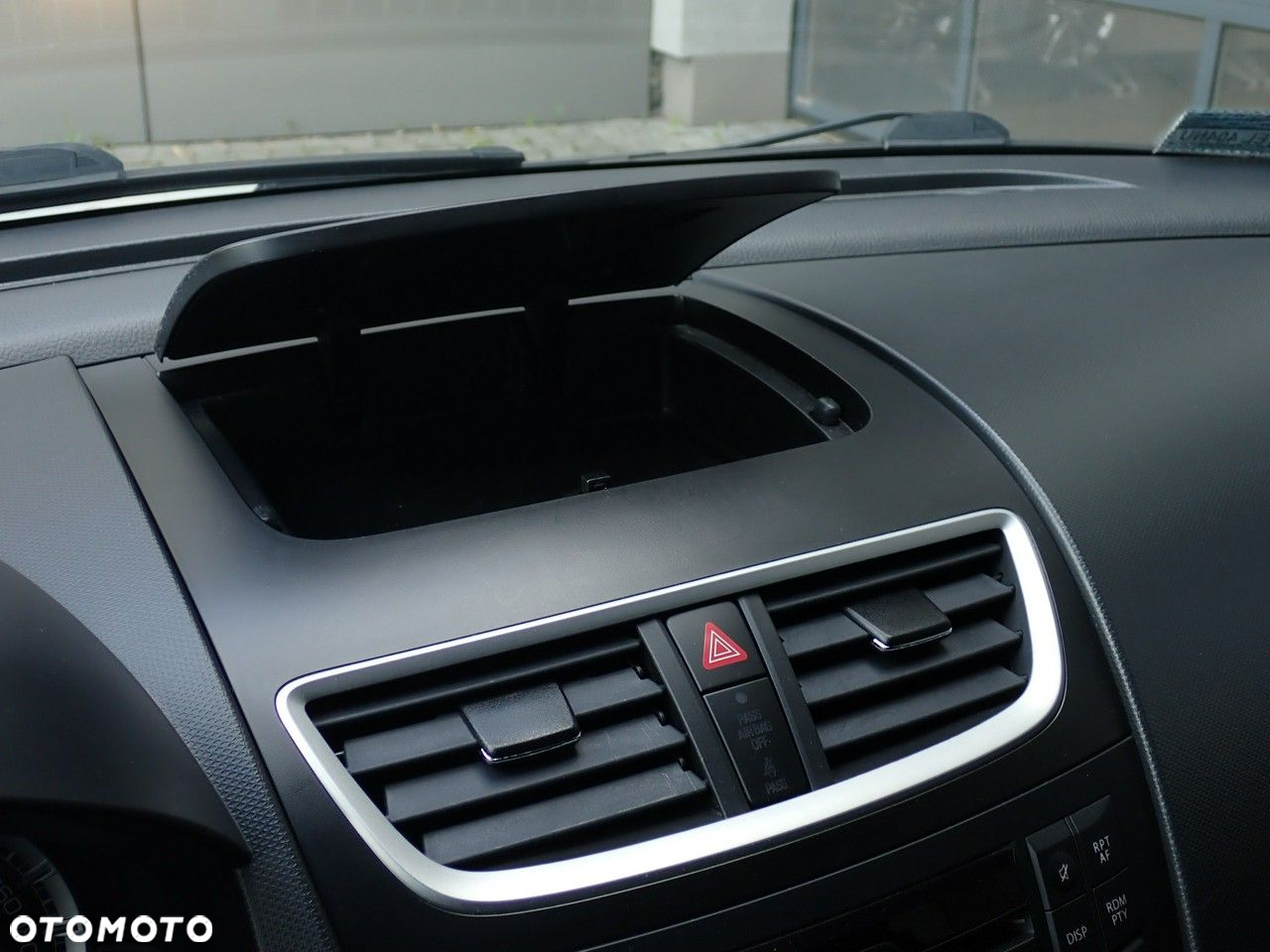 Suzuki Swift - 30