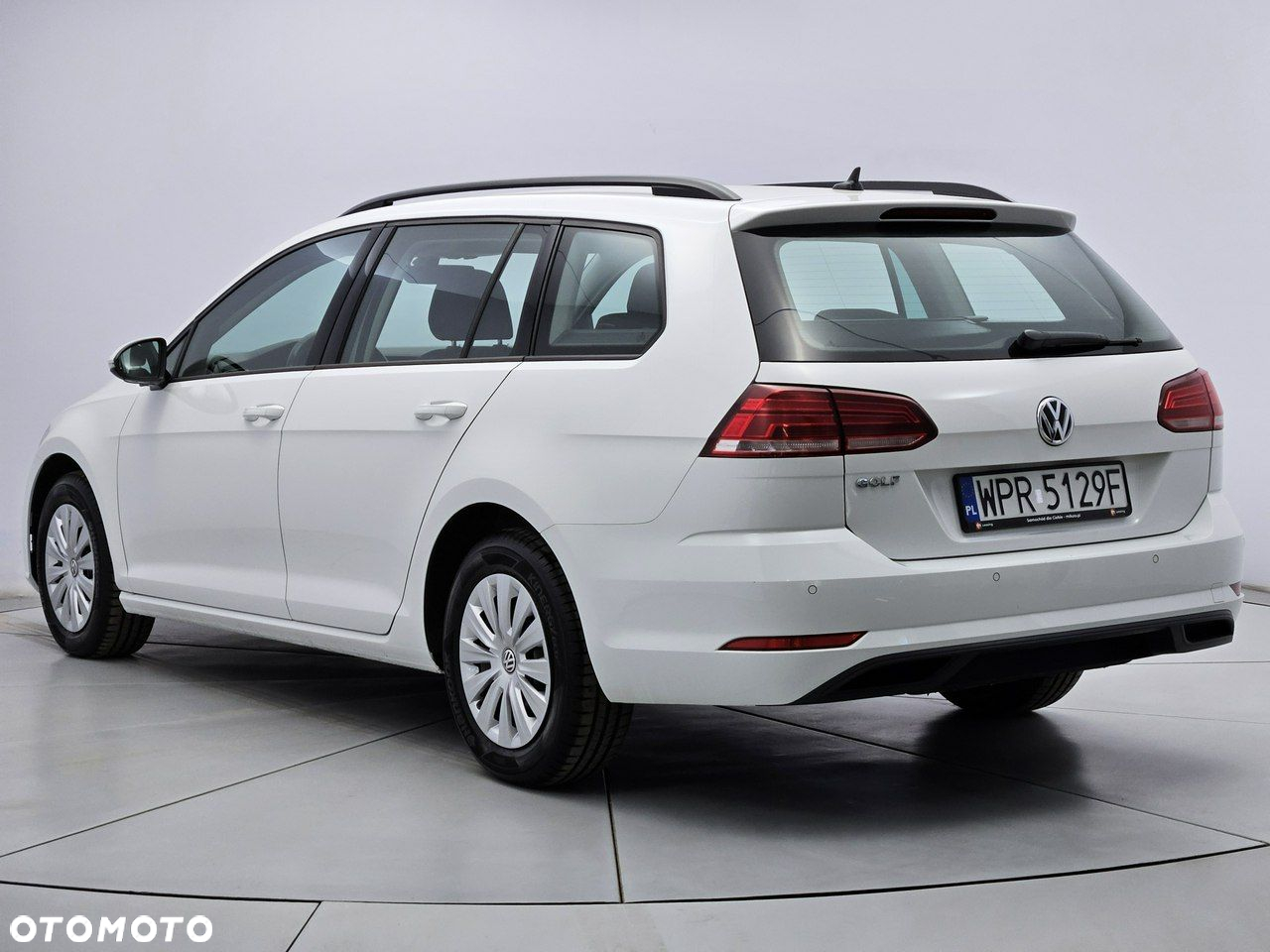 Volkswagen Golf - 3