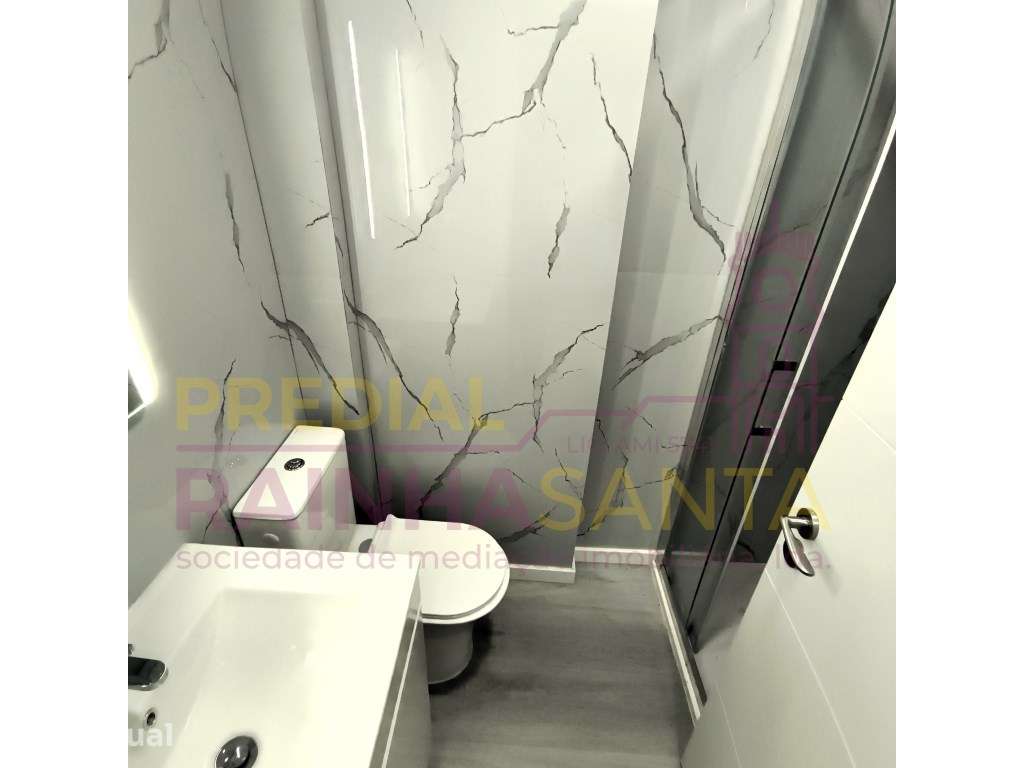 Apartamento T2 Remodelado em Benfica - Lisboa - Grande imagem: 3/11