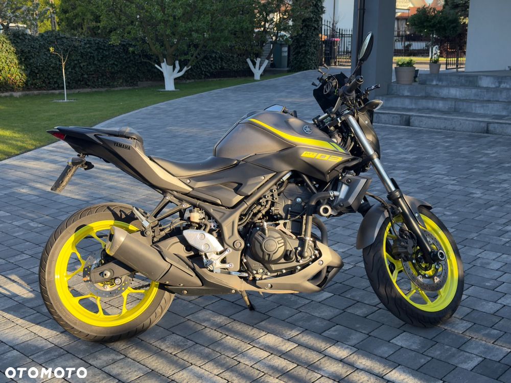 Yamaha MT - 1