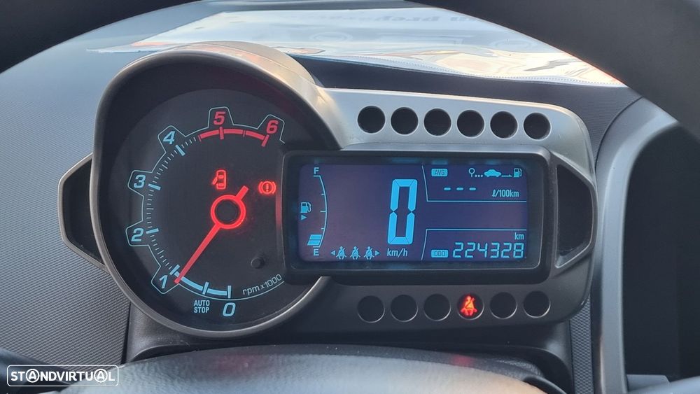 Chevrolet Aveo 1.3 VCDi LT - 15