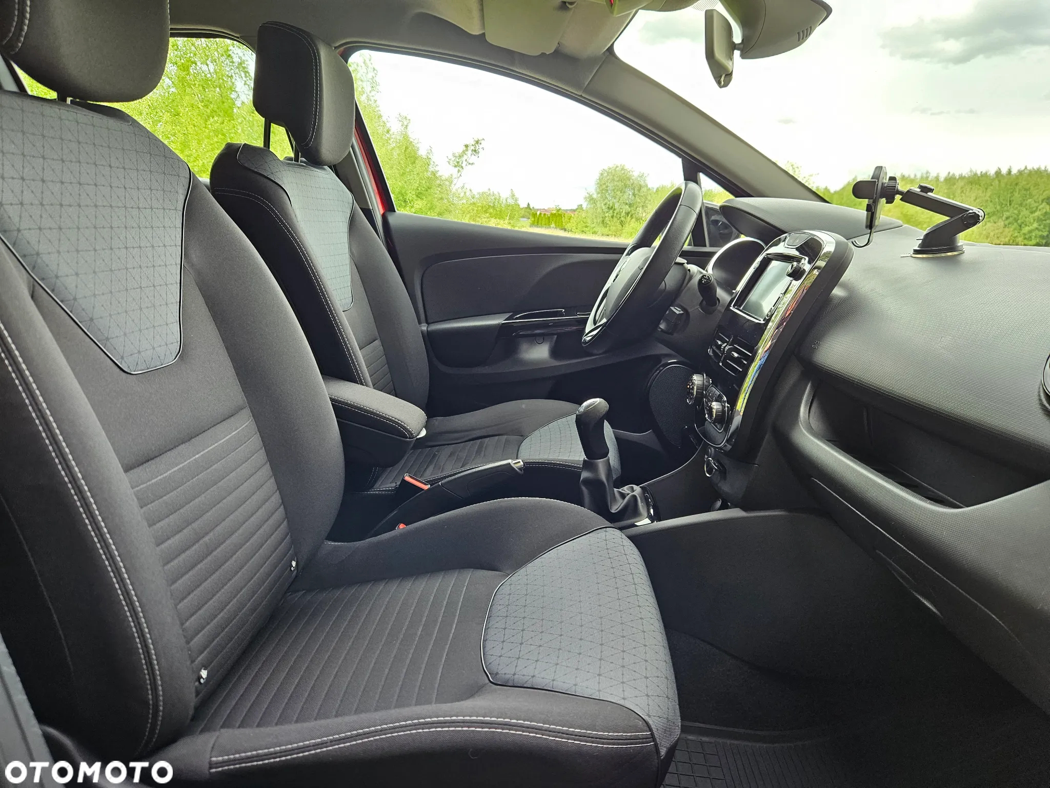 Renault Clio - 31