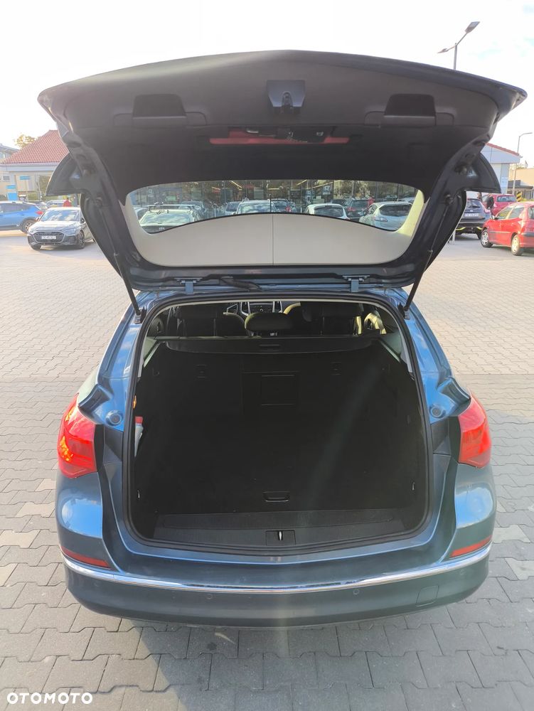 Opel Astra 1.4 T Sport - 8