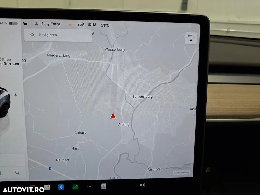 Tesla Model Y Long Range Dual Motor AWD - 8