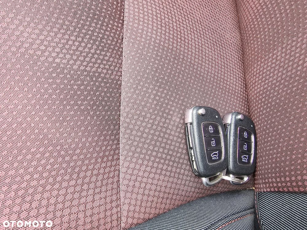 Hyundai i10 1.0 Automatik Style - 18