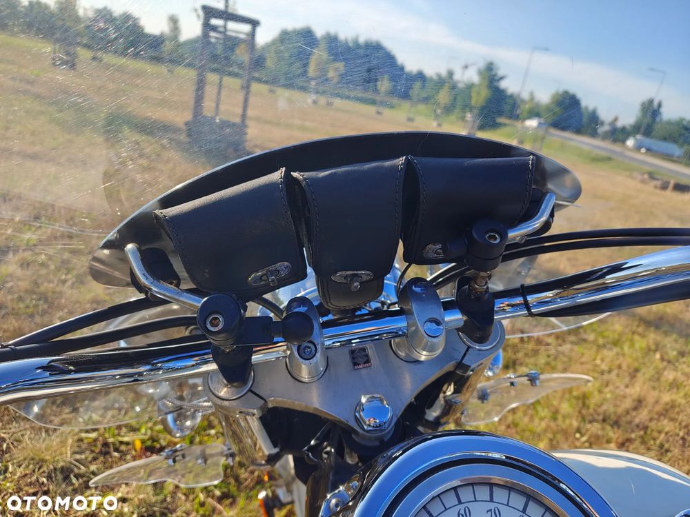 Suzuki VL 800 Volusia - Boulevard C50 - 18