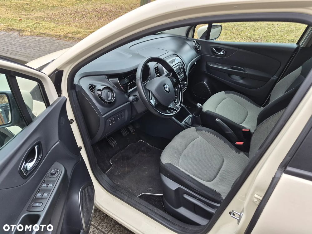 Renault Captur (ENERGY) TCe 90 BOSE EDITION - 6