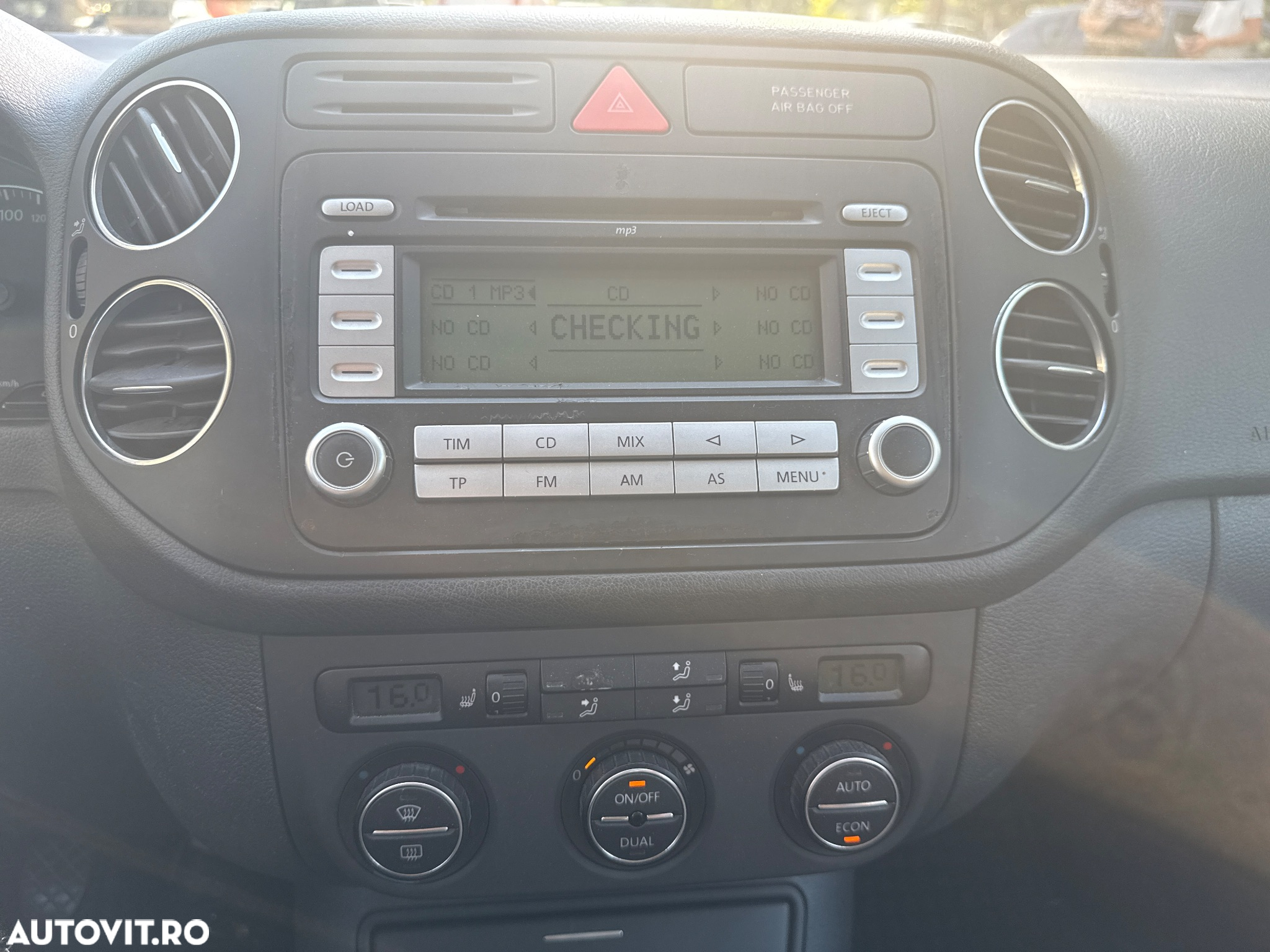 Volkswagen Golf Plus 1.9 TDI Sportline DPF - 16