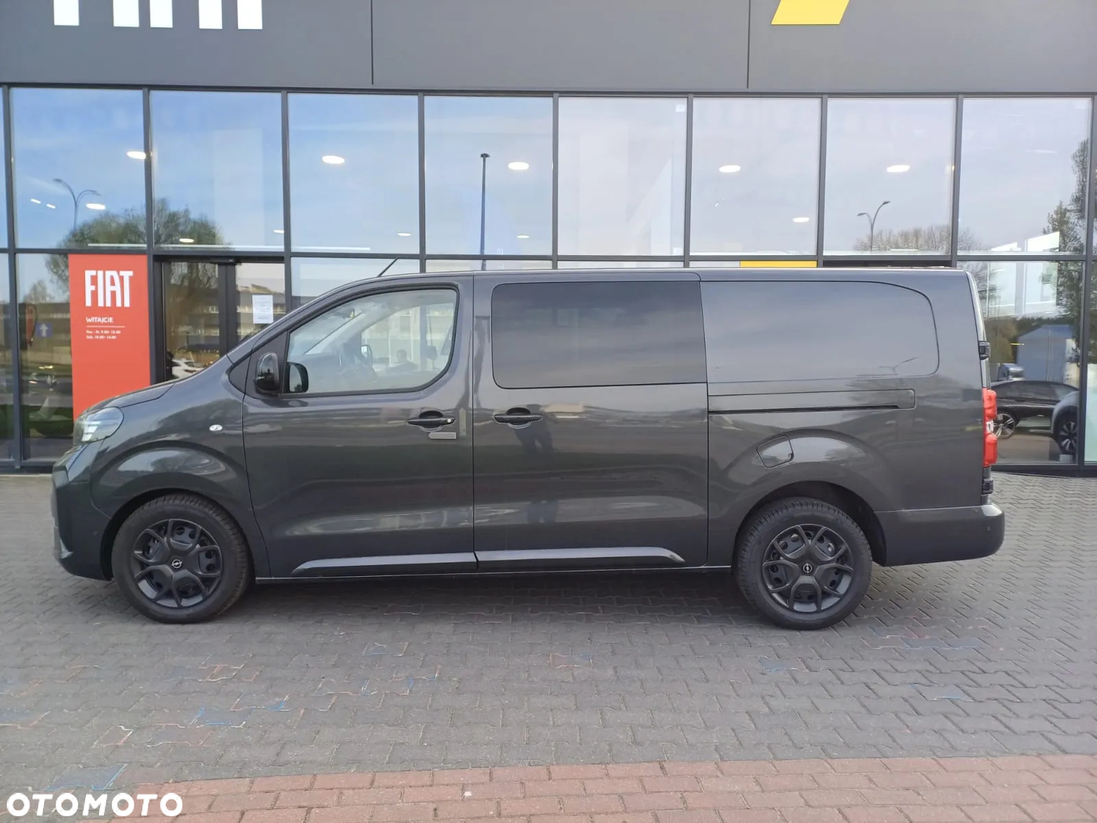 Opel VIVARO Brygadowy EXTRA LONG 2.0 diesel 144KM MT6 - 7