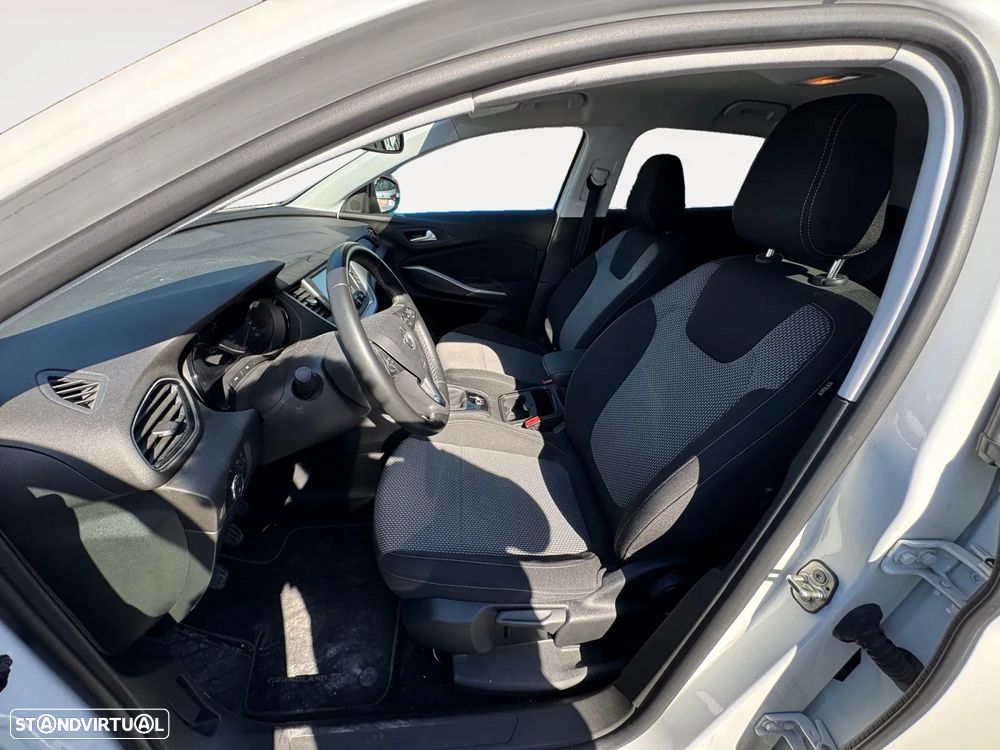 Opel Grandland X 1.2 T Innovation - 10