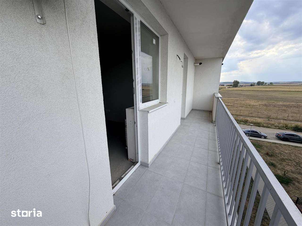 Garsonieră decomandată de vânzare – 40 mp, balcon 8 mp, parcare — fotografia 1