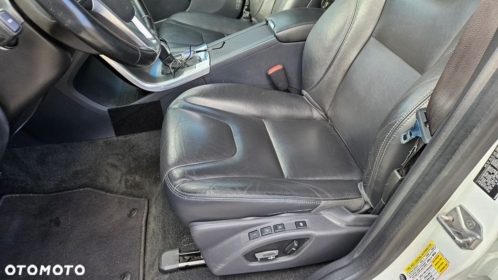 Volvo XC 60 T5 AWD Summum - 15