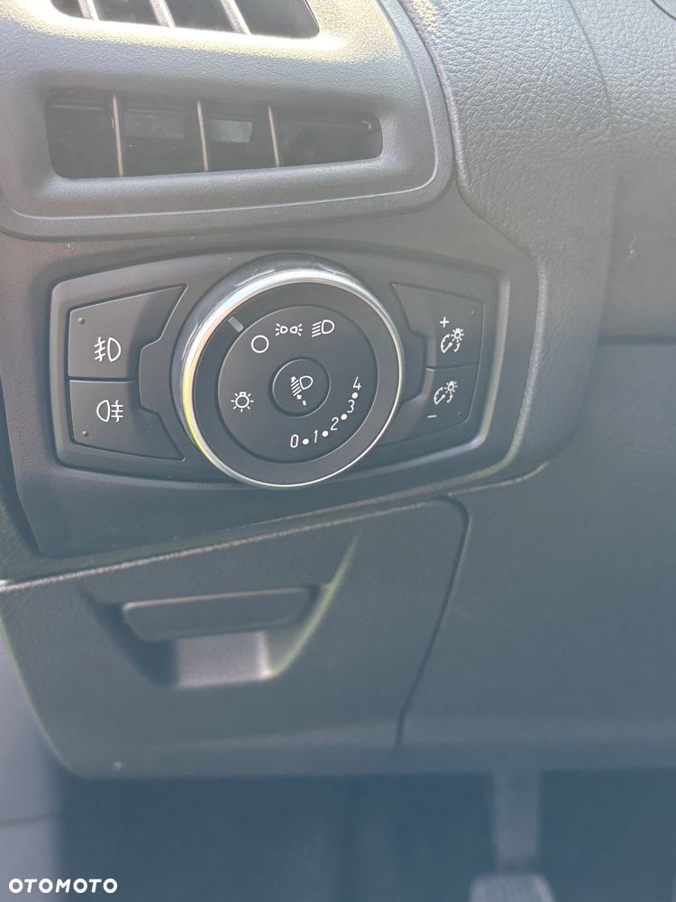 Ford Focus Turnier 1.5 EcoBlue Start-Stopp-System ACTIVE STYLE - 22