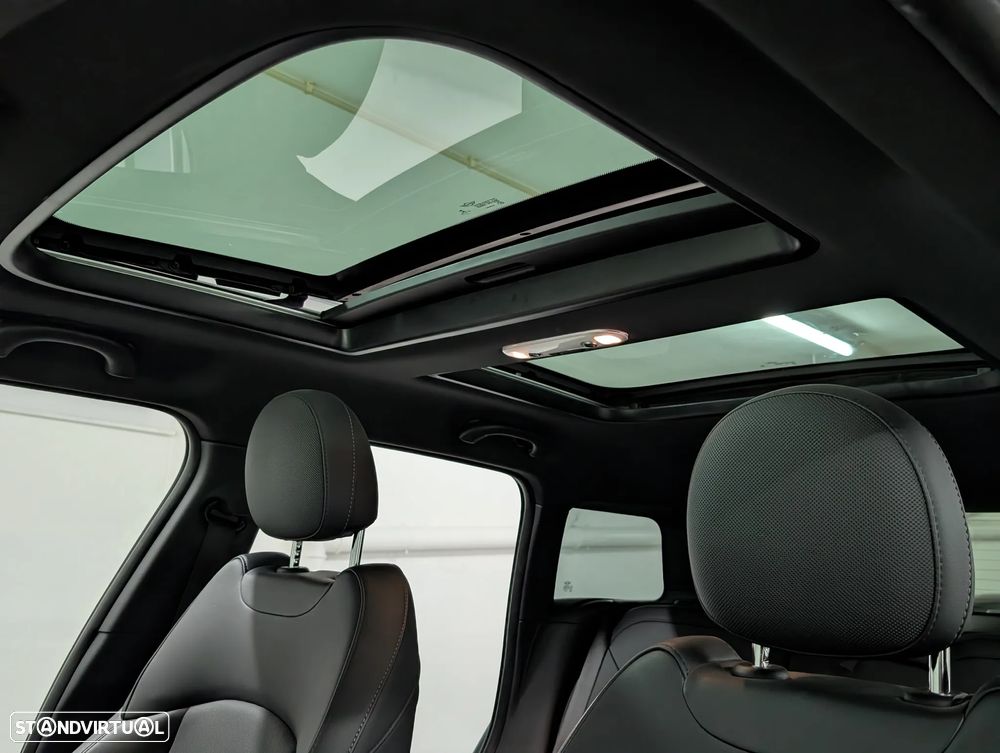 MINI Countryman Cooper SE ALL4 Classic Auto - 5