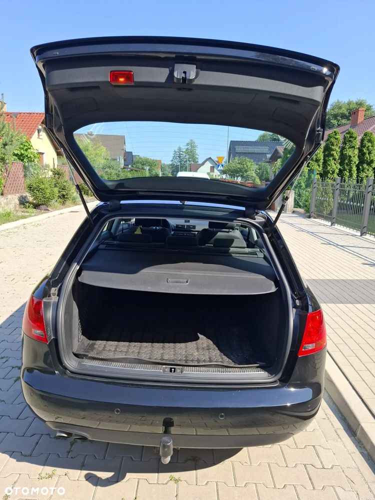 Audi A4 Avant - 14