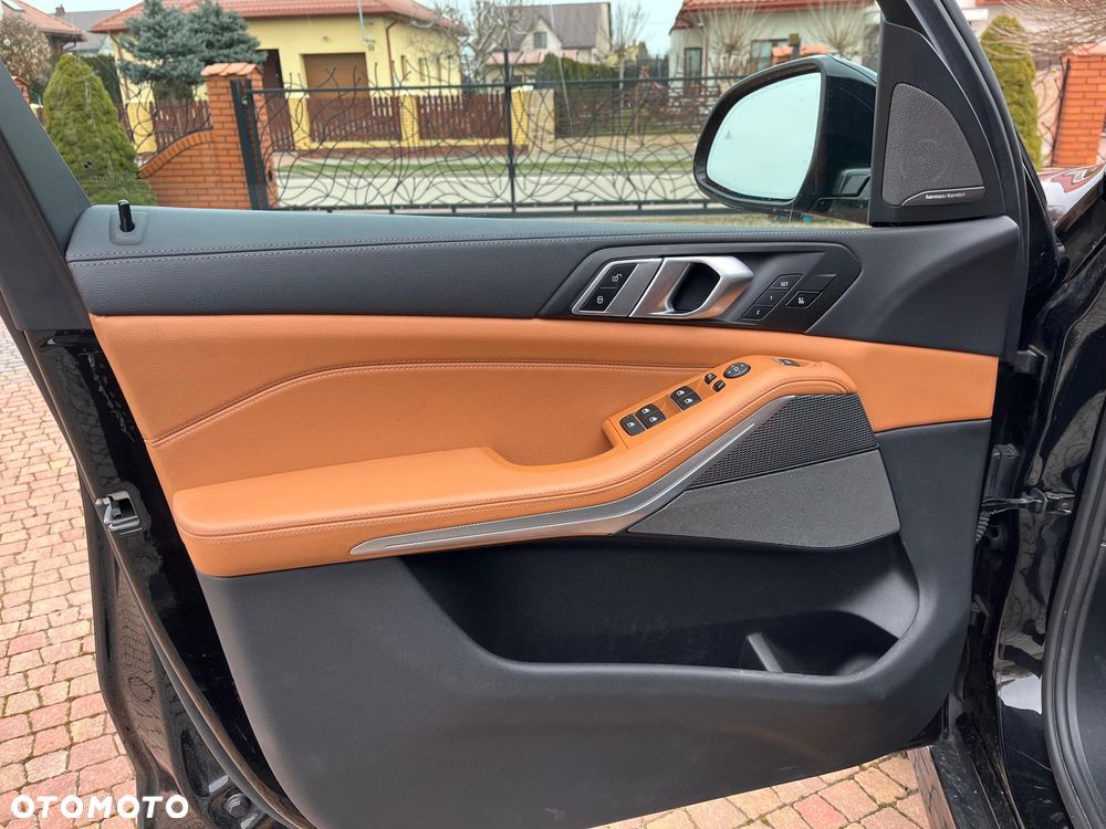 BMW X5 xDrive40i - 8