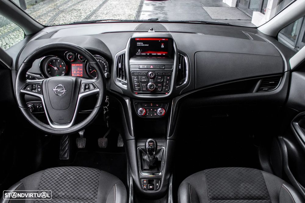 Opel Zafira 1.6 CDTi Executive - 37